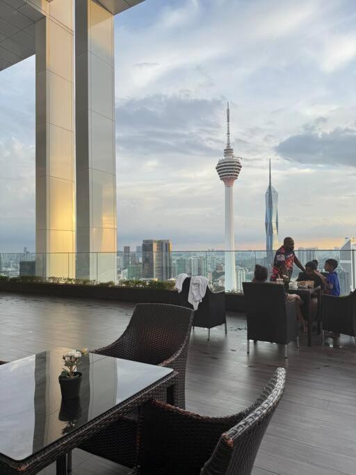 Infinity Pool 4 Pax Luxury Klcc View
