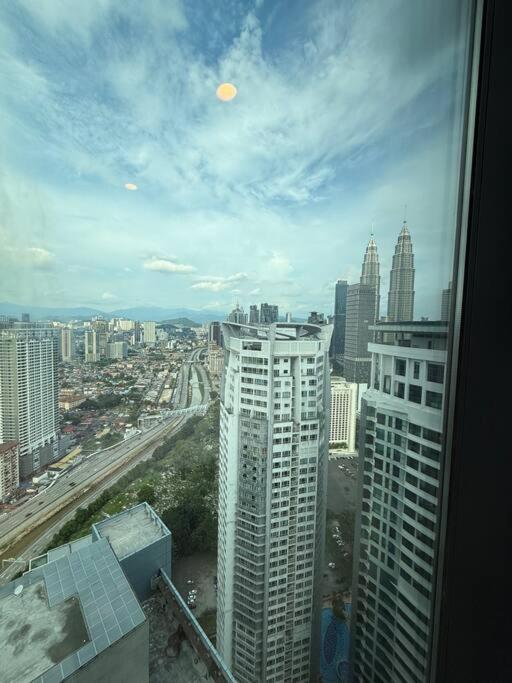 Infinity Pool 4 Pax Luxury Klcc View *