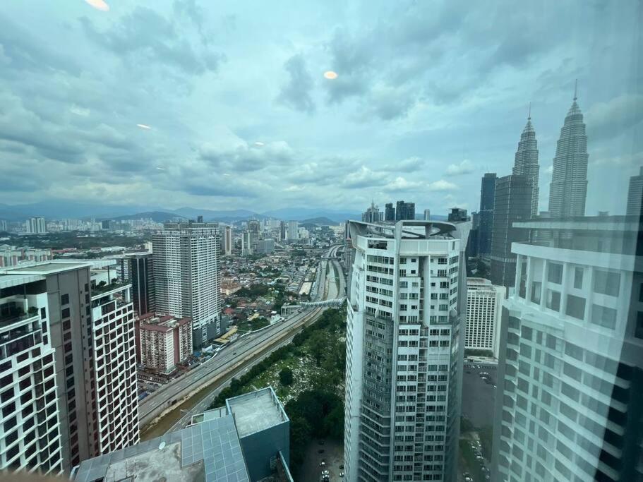 Pangsapuri Infinity Pool 4 Pax Luxury Klcc View *