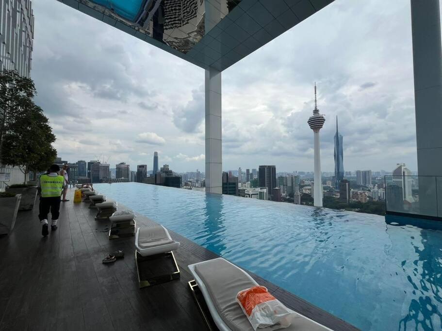 Pangsapuri Infinity Pool 4 Pax Luxury Klcc View *