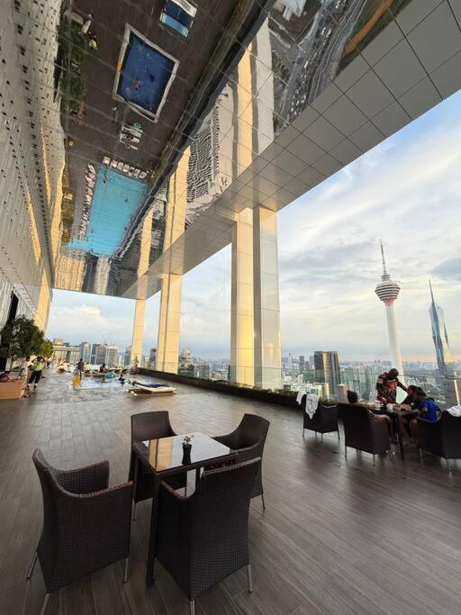 Infinity Pool 4 Pax Luxury Klcc View Pangsapuri *